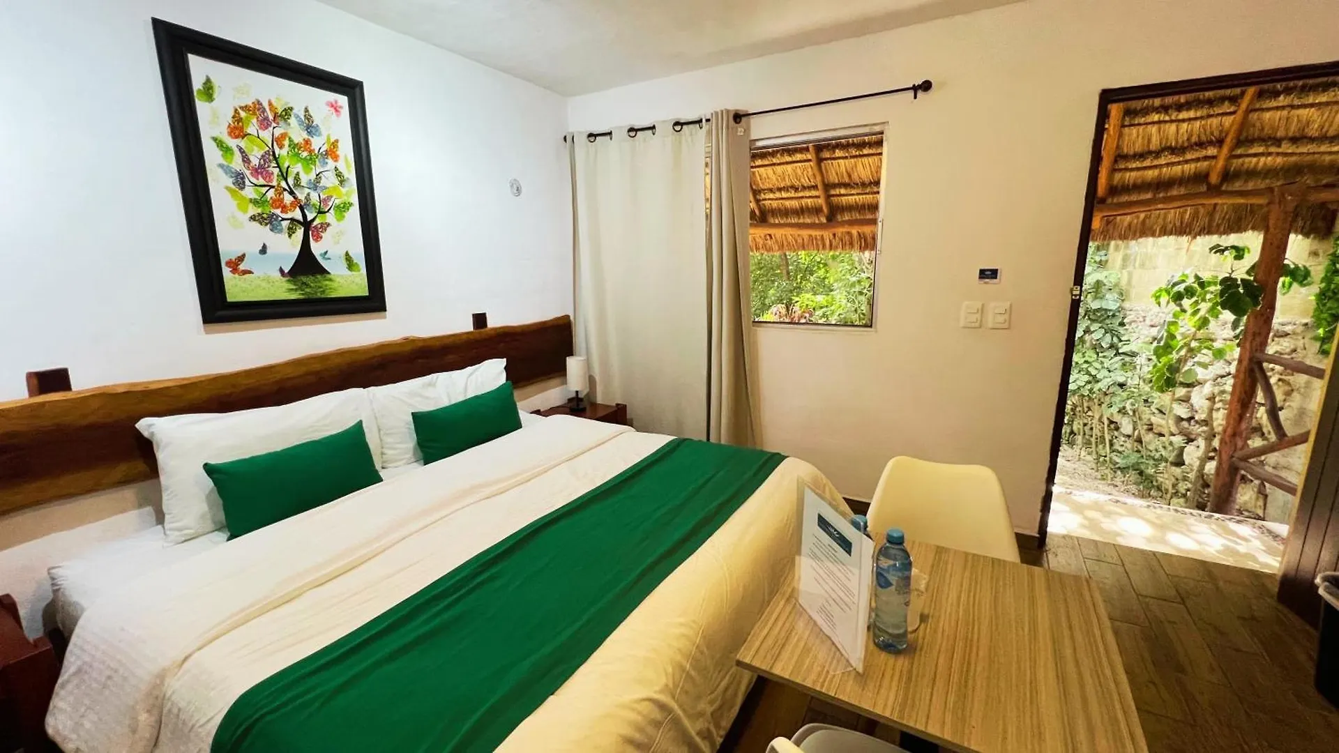 ****  Hotel Tequila Cancun Alfredo V. Bonfil メキシコ